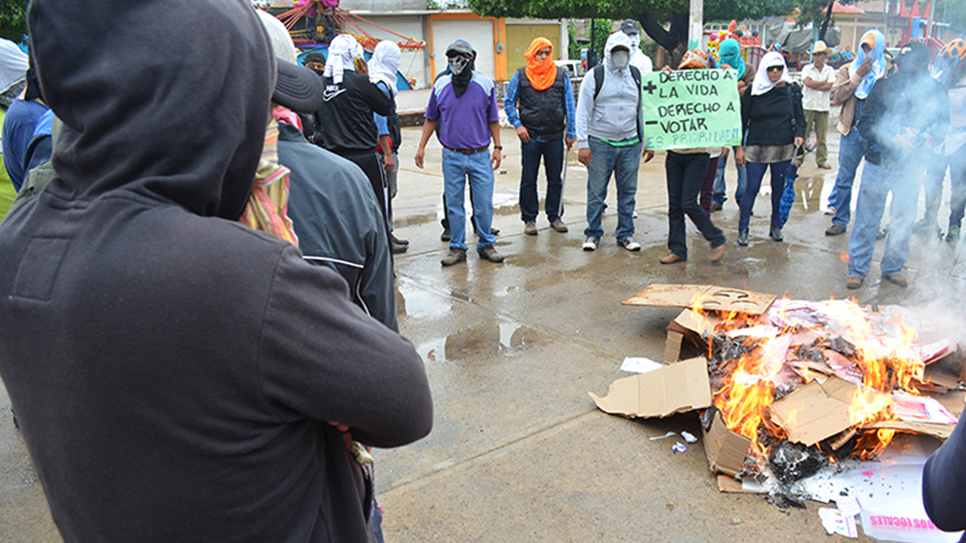 Fotoreportaje / Tensión, agresiones y boicot: elecciones en Tixtla