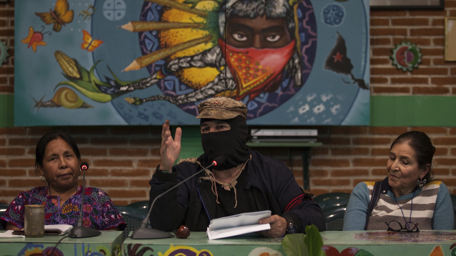 «EZLN, Marichuy, apoyo a los candidatos presidenciales» o ¿cómo los medios mutilan el mensaje?