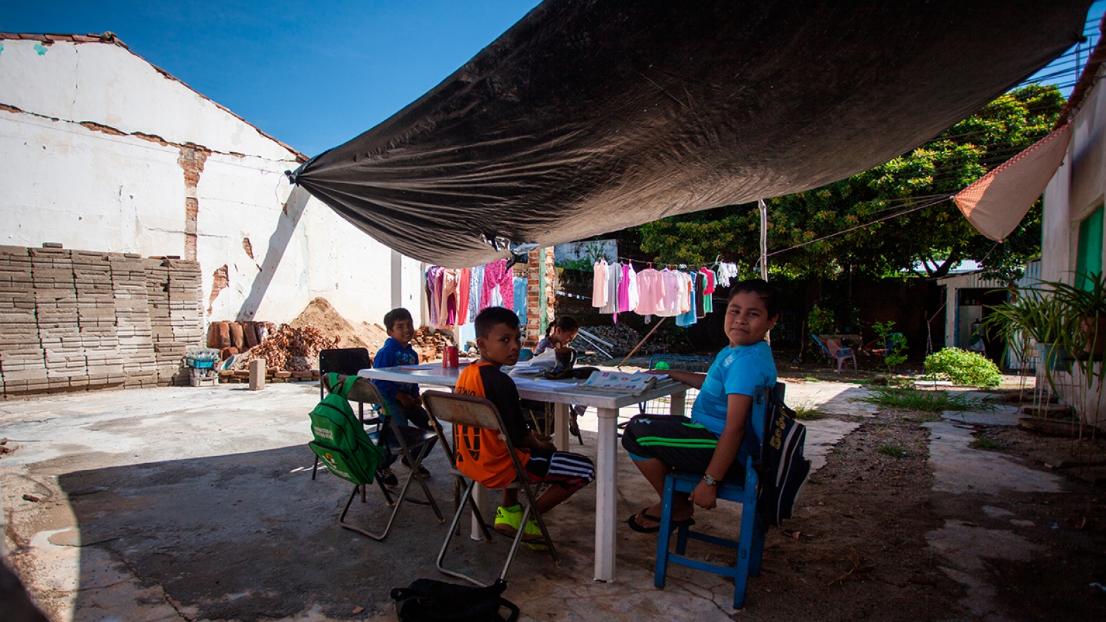 “Prometer no empobrece, dar es lo que aniquila”. A un año del sismo la costa de Chiapas sigue en emergencia