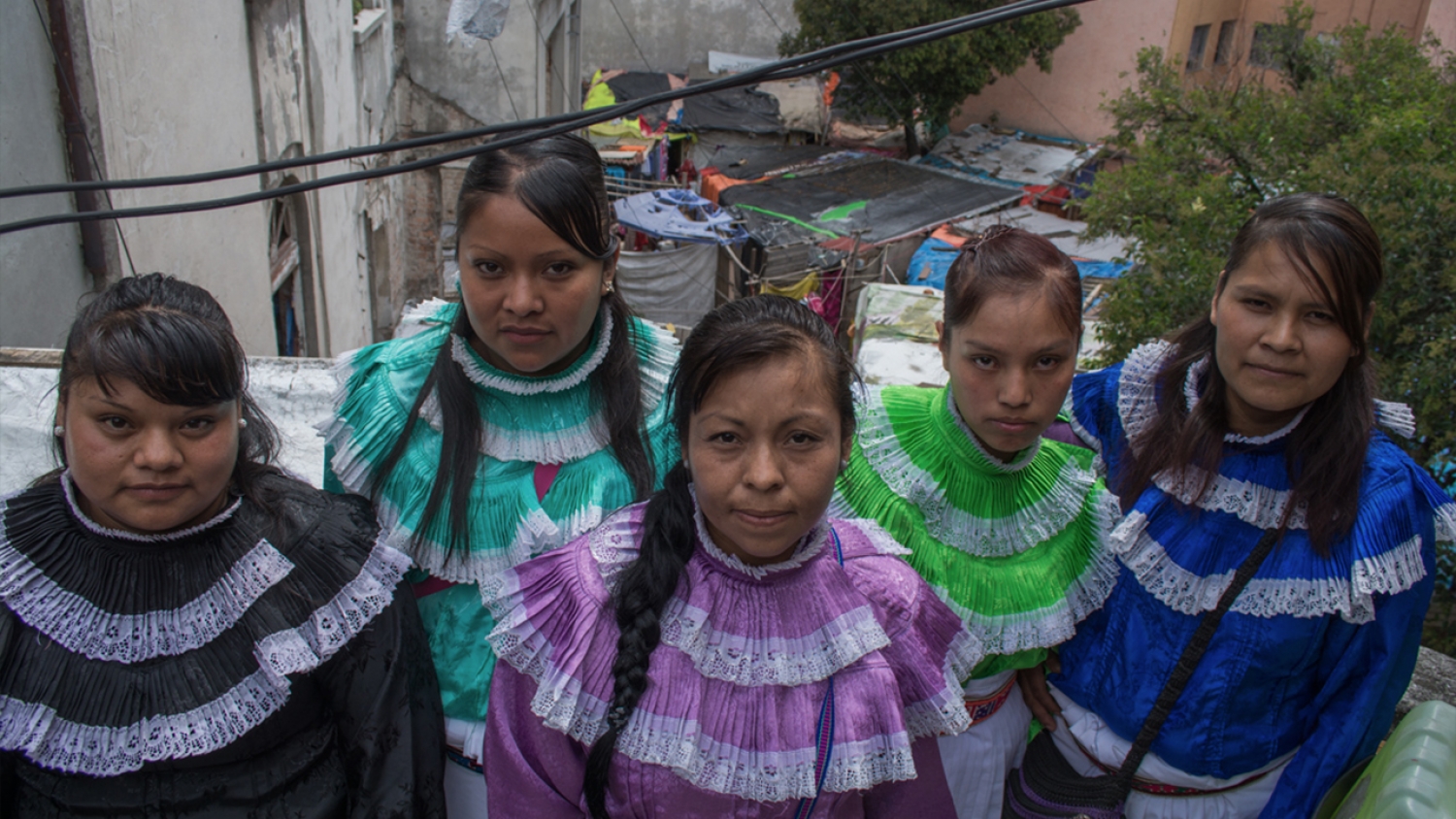 ¿Los otomís desalojados se aprovecharon del sismo el año pasado?