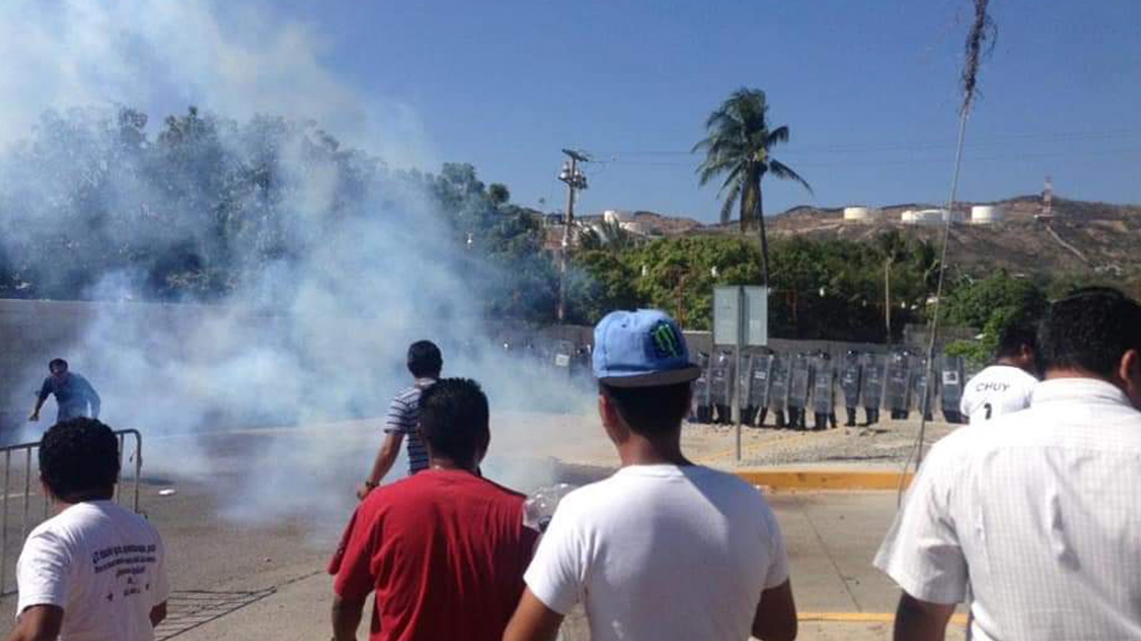 Rechazan llegada de EPN a Salina Cruz, Oaxaca