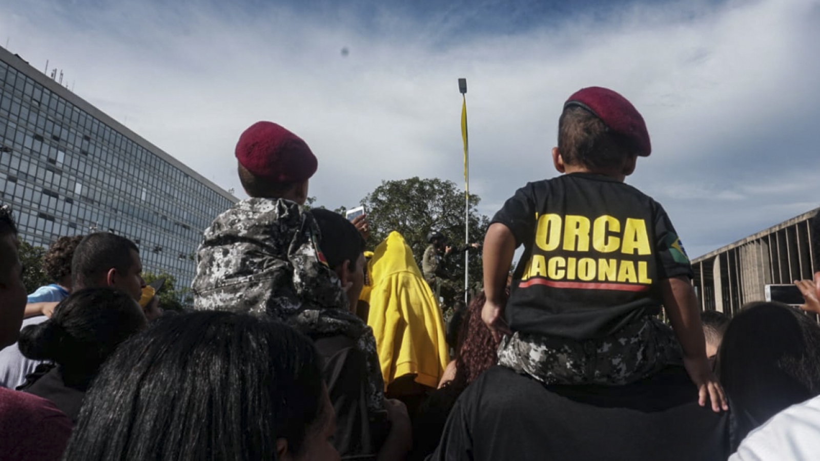 Instalan misiles aéreos y restringen periodistas en toma de posesión de Bolsonaro