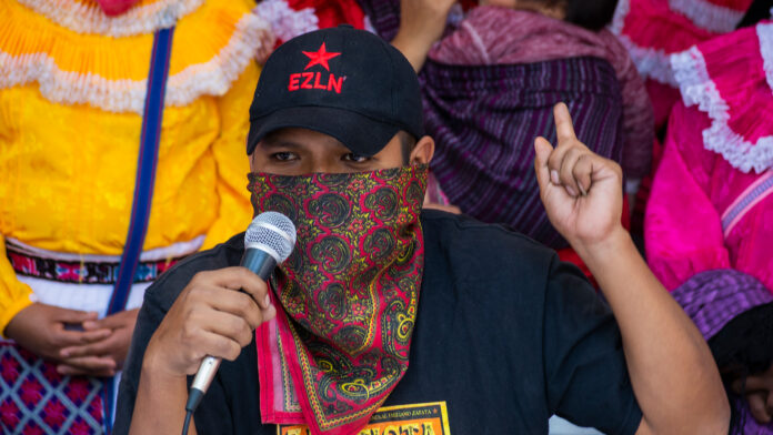 Otomíes emplazan a Claudia Sheinbaum y a titular del INPI a diálogo