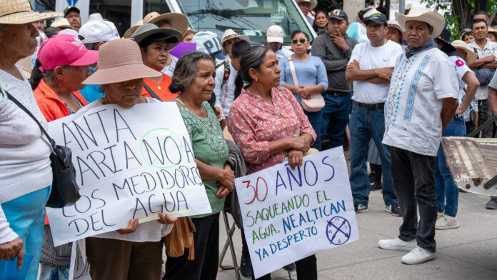 Los pueblos Cholultecas se unen en caravana para decir basta a la explotación hídrica en sus tierras